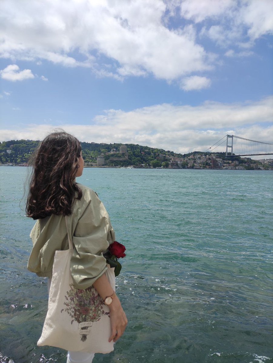 erdgnaybik's tweet photo. Ne iyi geldin bana İstanbul 🖤 https://t.co/weKgLzKwKB