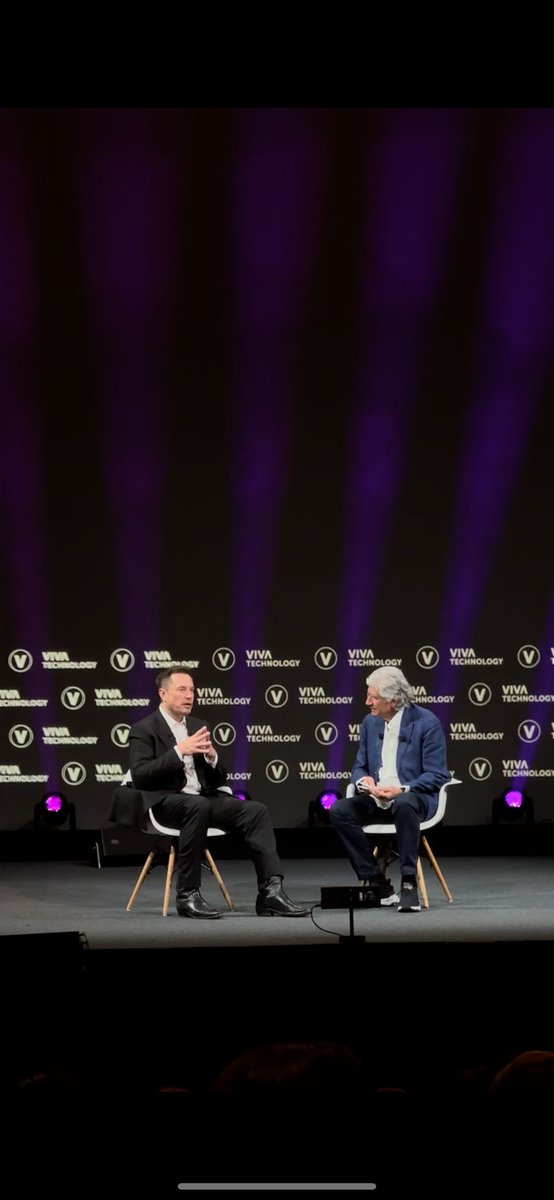 Je crois qu'Elon Musk vit dans sa bulle...

Maurice Levy : "Pourquoi avoir racheté Twitter ?"

Elon Musk : "Je craignais que #Twitter ait un effet négatif sur la civilisation.

Twitter a continué à aller de plus en plus dans dans le mauvais sens et ma décision est que Twitter