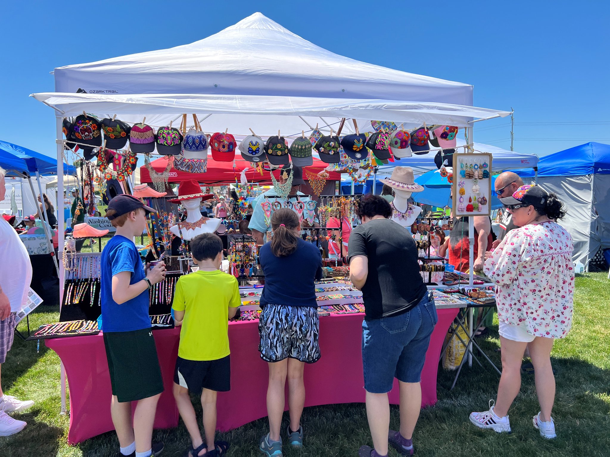 Discover Cottage Grove on Twitter "⭐Strawberry Fest Friday, June 16