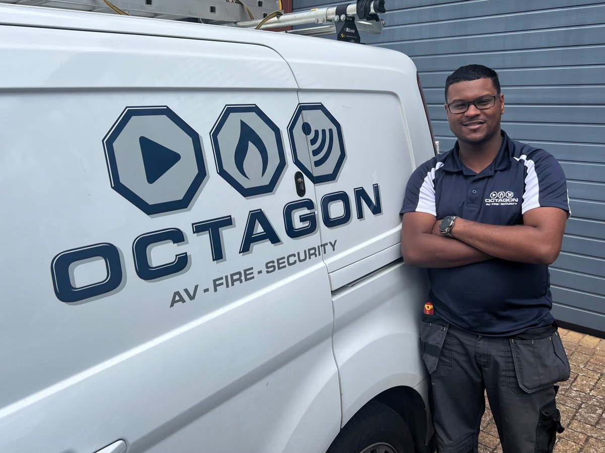 At Octagon our engineer's go above and beyond to ensure that our customers are satisfied📷
We're thrilled to have such dedicated and passionate staff who truly care about our customers.
Contact Us Today if your looking for security by a trusted company  #customerservice #security