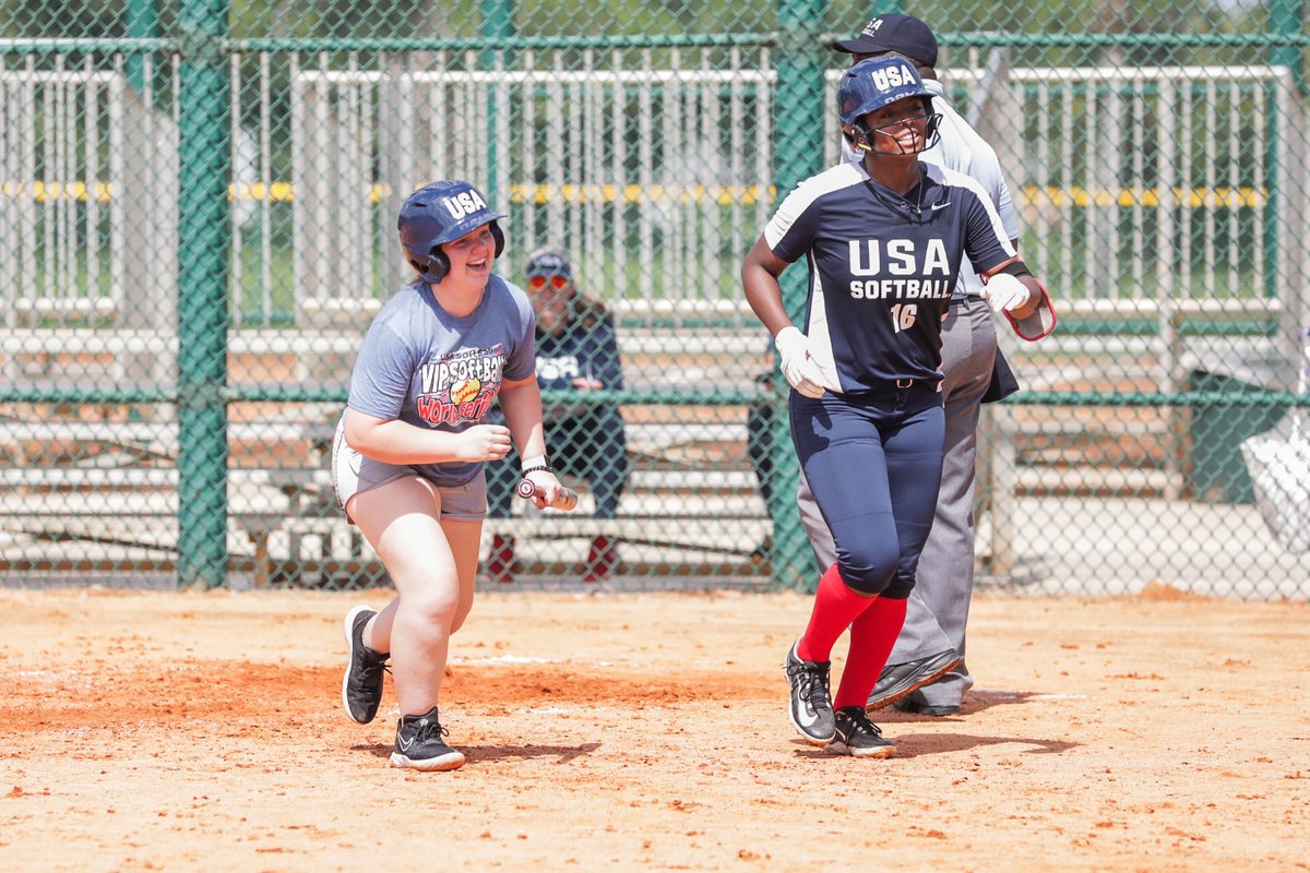 🇺🇸🐶 @jaydakearney concluded training camp with @USASoftballWNT on Wednesday! 📸 @USASoftball #Team27 | #GoDawgs