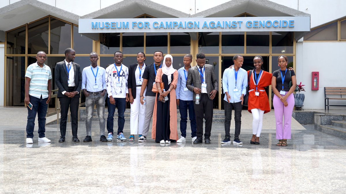 NFPO_Rwanda's tweet photo. Kuri uyu wa gatanu tariki ya 16/6/2023, urubyiruko rwiga mu Ishuri ry' Ihuriro ryigisha Politiki n'imiyoborere #YPLA, rwasuye Ingoro y'Amateka y'urugamba rwo guhagarika Jenoside, iri mu nyubako y'Inteko Ishinga Amategeko #Parliament. https://t.co/WMPPOxsM2M