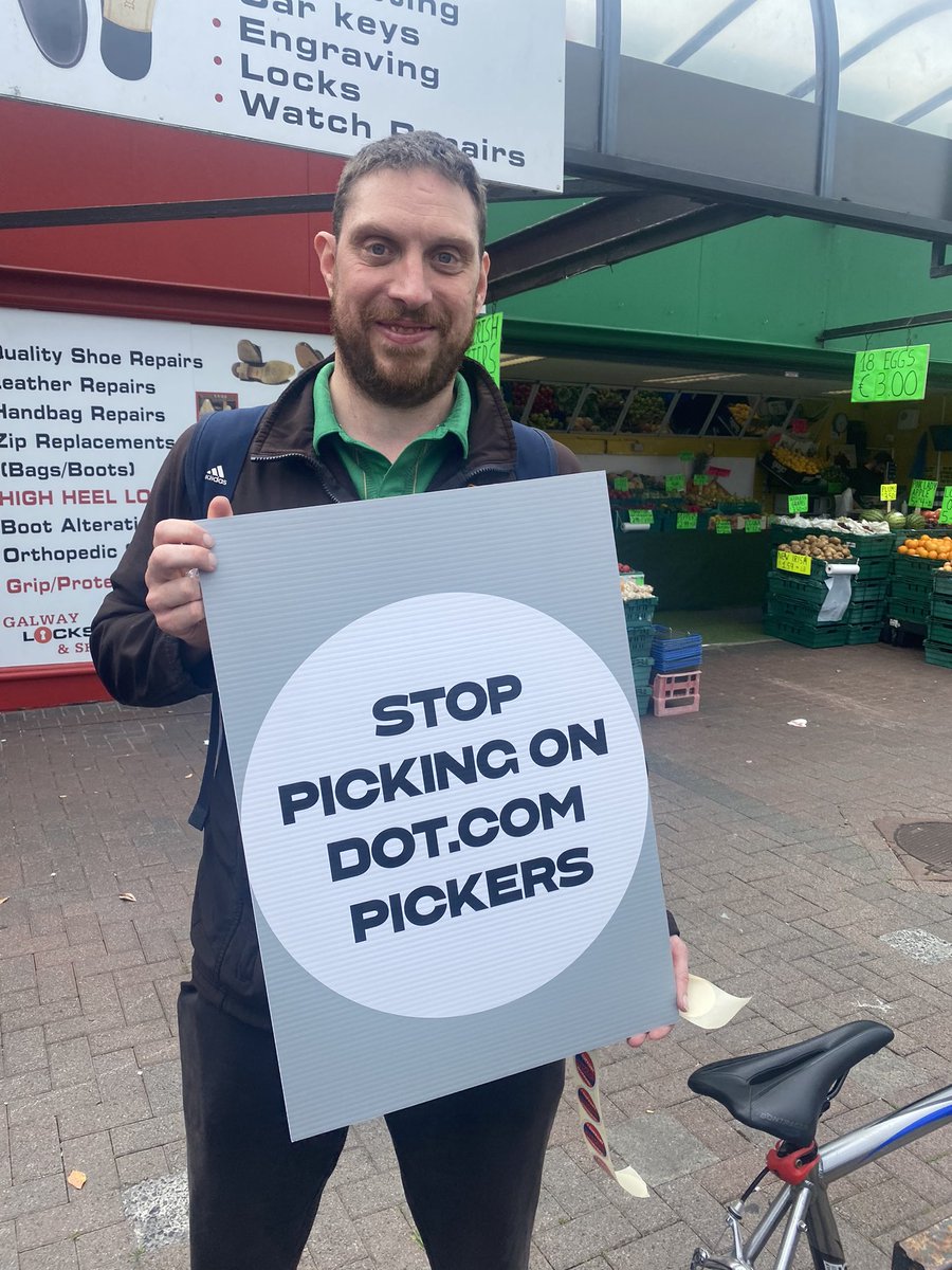 MandateTU's tweet image. Great turnout today at the rally in support of Dot Com workers in Tesco Headford Road, Galway.

“Stop picking on Dot Com pickers and drivers” 

#MakeWorkPay #tescoworkerstogether