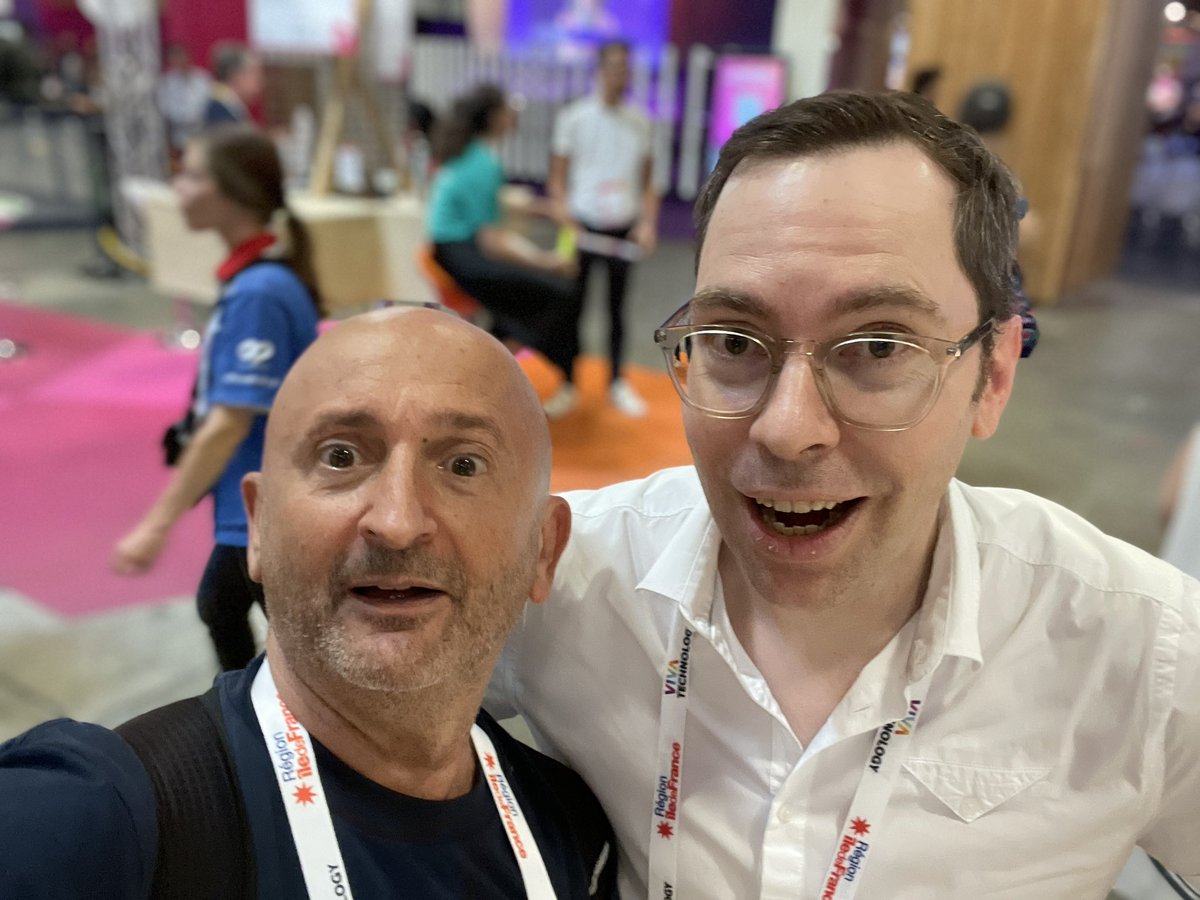 christopherufin's tweet image. Merci au journaliste @ppgarcia75 de nous avoir rendu visite sur le stand @orange #ObjectifParis2024 sur #Vivatech 😍 la suite sur YouTube et TikTok 😉