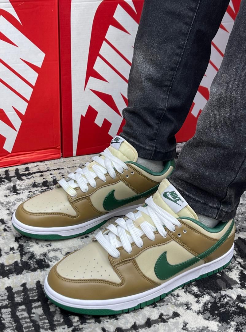 nike canyon green