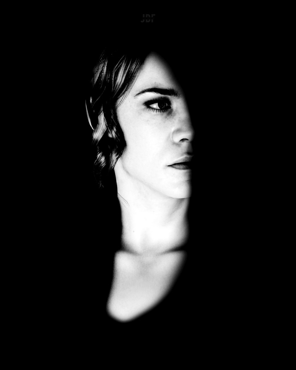 'Beyond The Shadow You Settle For, There Is A Miracle Illuminated' 

#GG30CHIAROSCURO | #FadenFriday 

#ControlRemedy #CaptureControl #MinimalFriday #TPMPortrait #VPCportrait