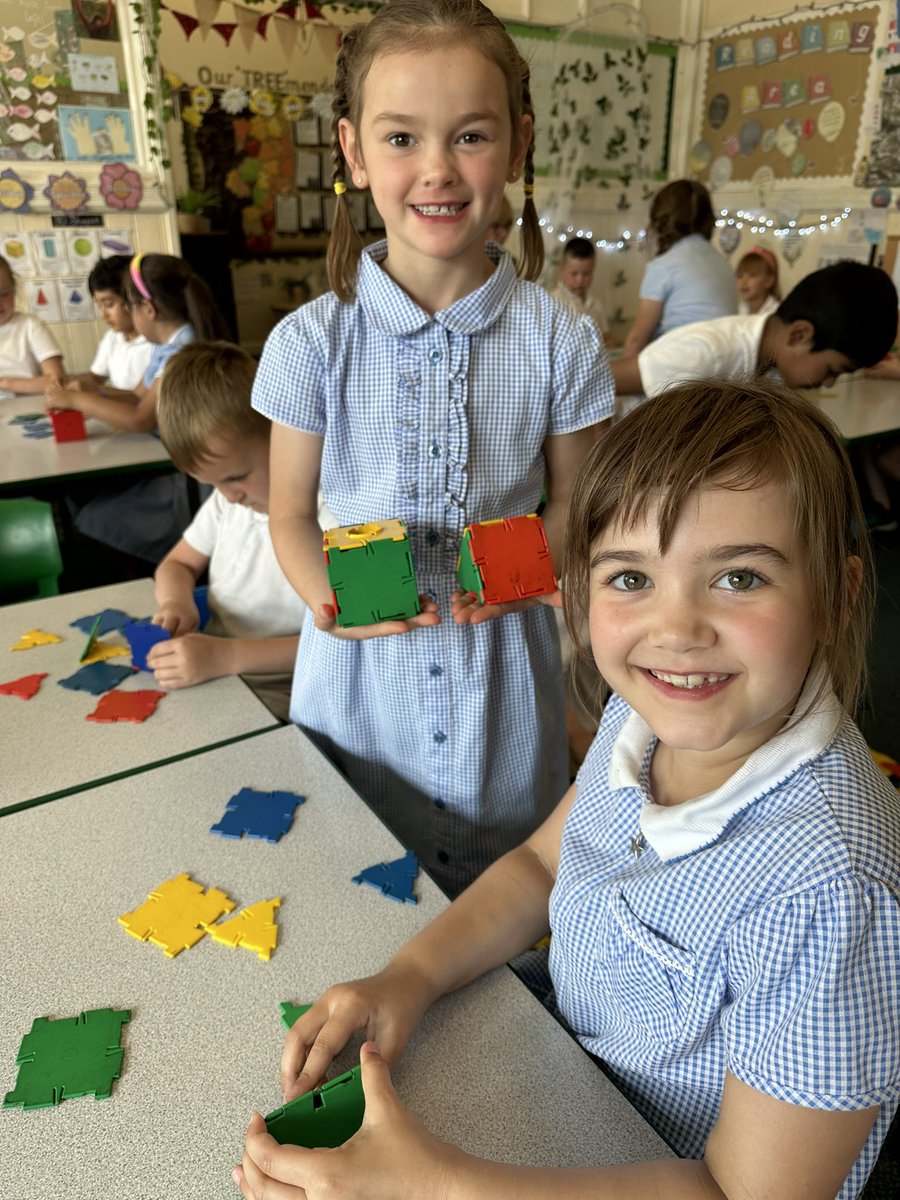 stjosephskly's tweet photo. Excellent maths this morning in Apple! Constructing 3d shapes using Polygon,  we have been learning all about 3d shape faces. 👏🏼 #sjkmaths #AppleClass https://t.co/wjbj9IK4e7
