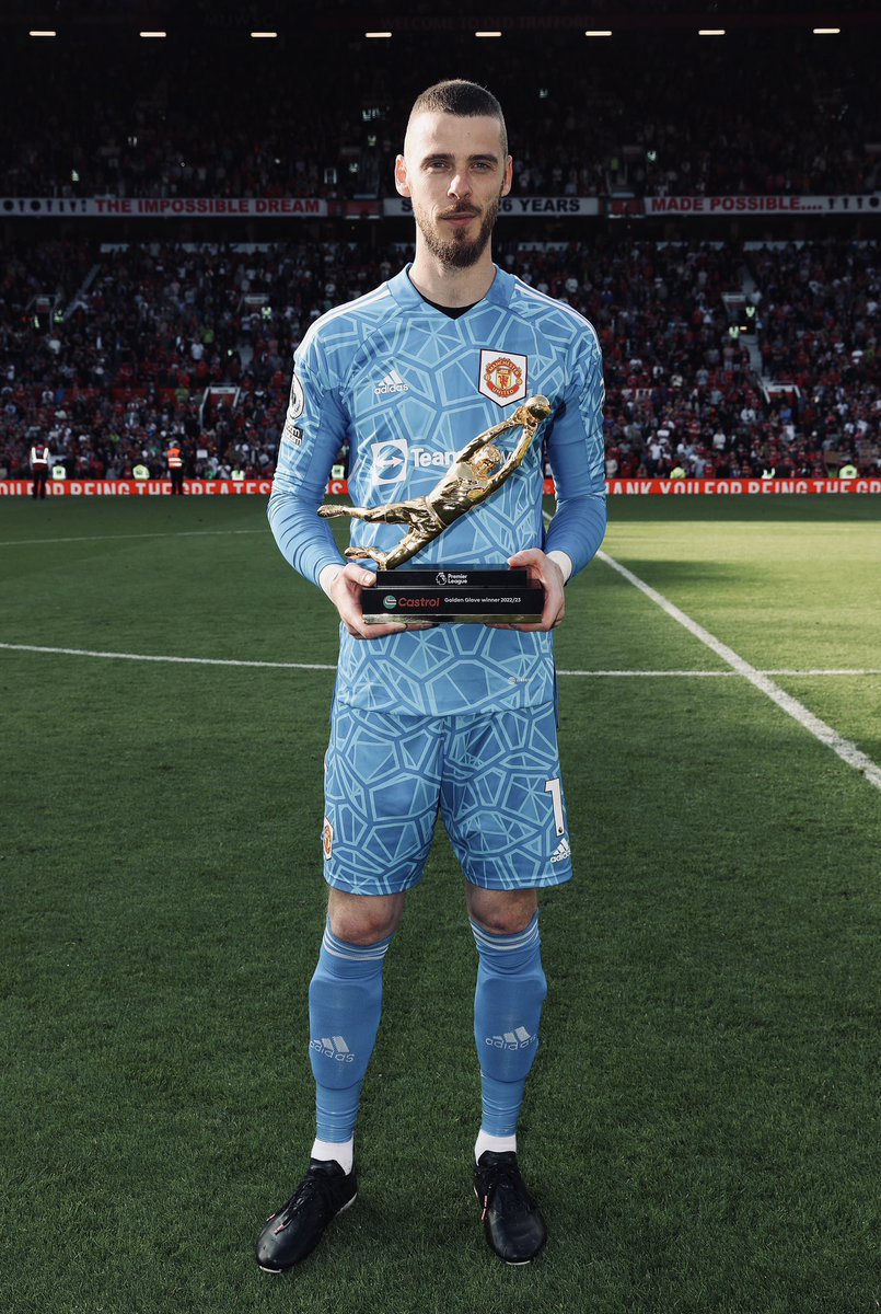 You either die a hero or live long enough to see yourself become a villain. 

Unfortunately it is time for De Gea to cut his losses and leave imo. He’s past the peak of his powers. 

He will always be in top 3 of United GKs of all time for me. But we need change 🔴