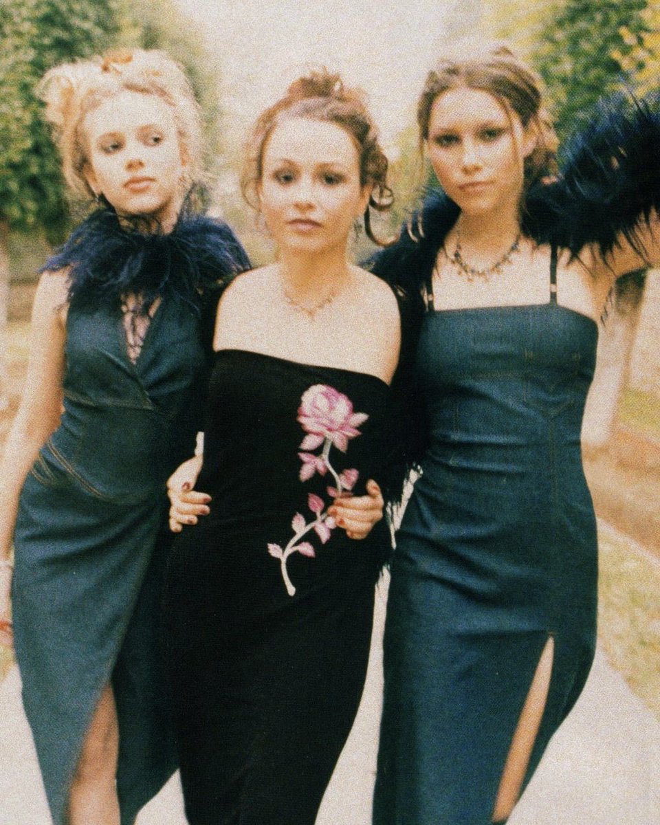 Me 🤝 Y2K fashion forever