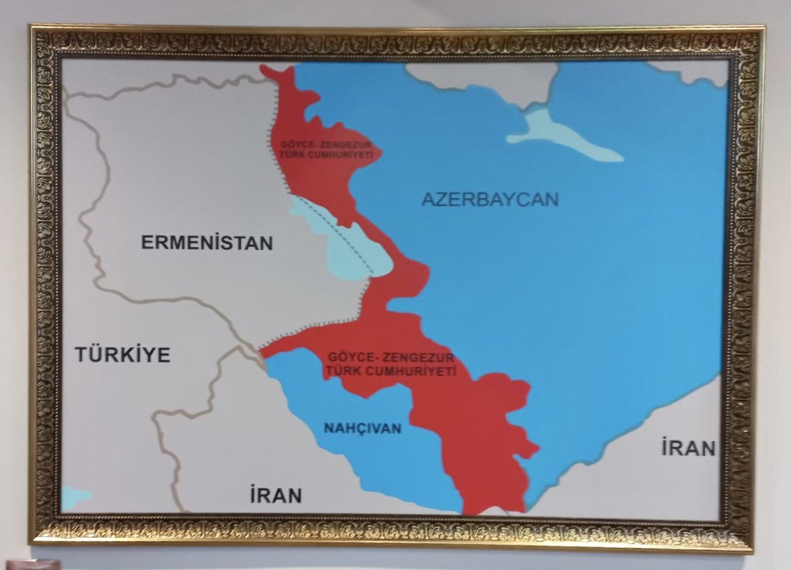 Ermenistan ve İran'ın Zengezur Koridoruna karşı çıkması halinde Kafkasya'da yeni bir Türk Cumhuriyetinin kurulmasına dair beklentiler yükseliyor.