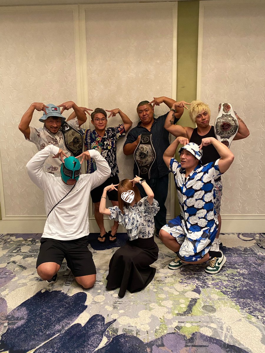 _al1Oth's tweet photo. みんなの猫ちゃん見たかったのに2枚目のかめちゃんお猿さんにしか見えない https://t.co/TyVa03ag6I