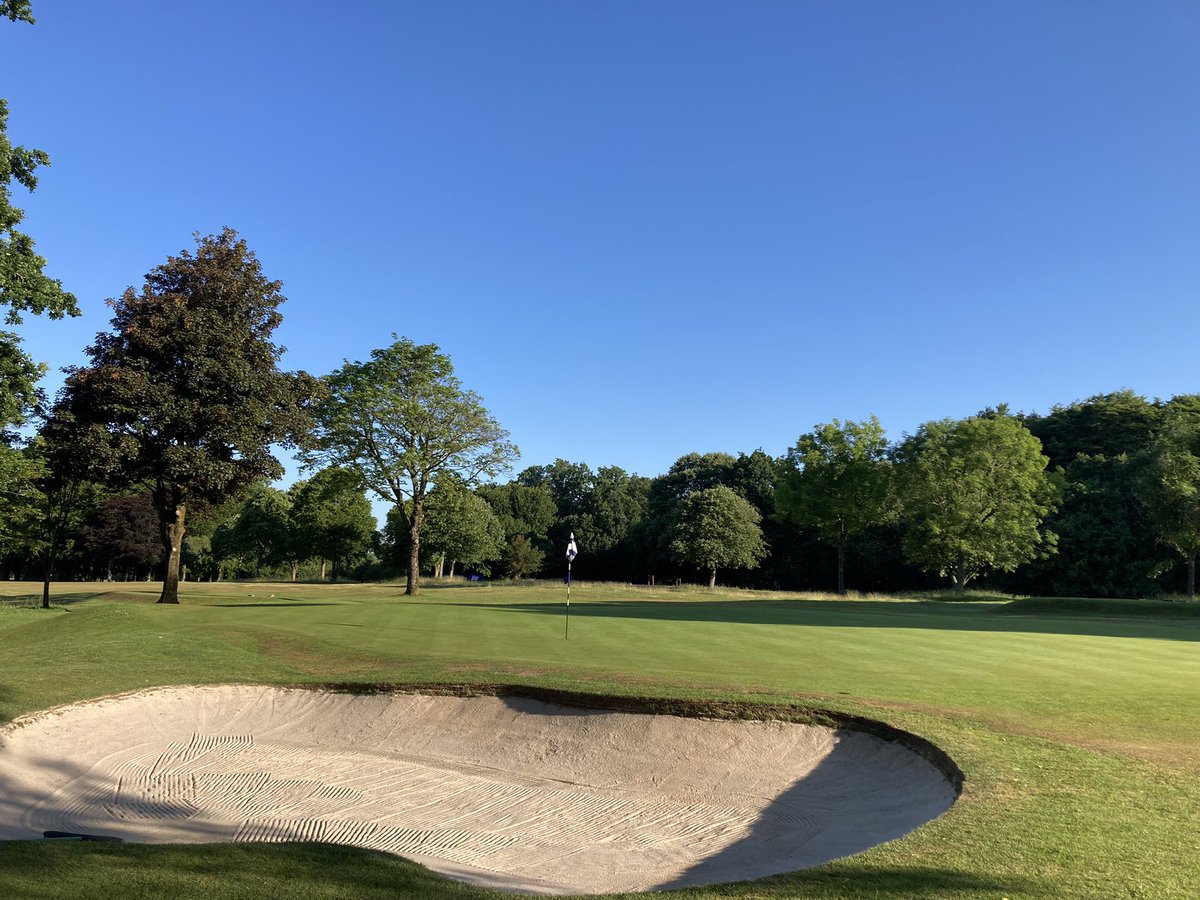 What a great few days hosting @tartanprotour for the Pollok Open…

 @pollokgreens delivering top work over the week in some testing conditions…

Congratulations to @samlockegolf on the win…