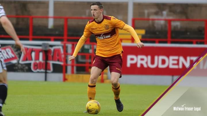 Welcome to Peterhead Jordan Armstrong 🔵⚪💙

Peterhead FC are delighted to announce that we've agreed terms for the signing of left-back Jordan Armstrong from Cowdenbeath FC on a two-year contract.

The 24-year-old came through the youth system at Motherwell before spells at