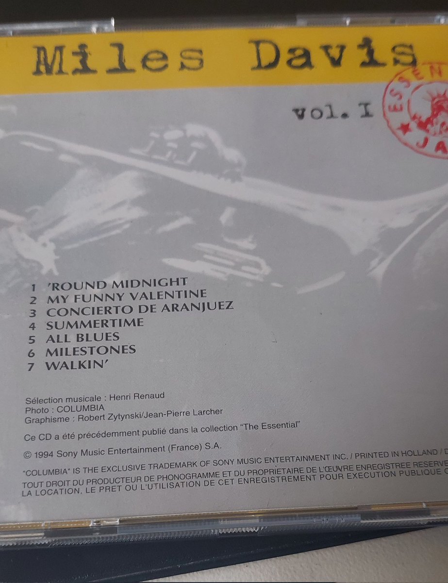 Perfect music for a lazy sunny afternoon.
So cool
#MilesDavis