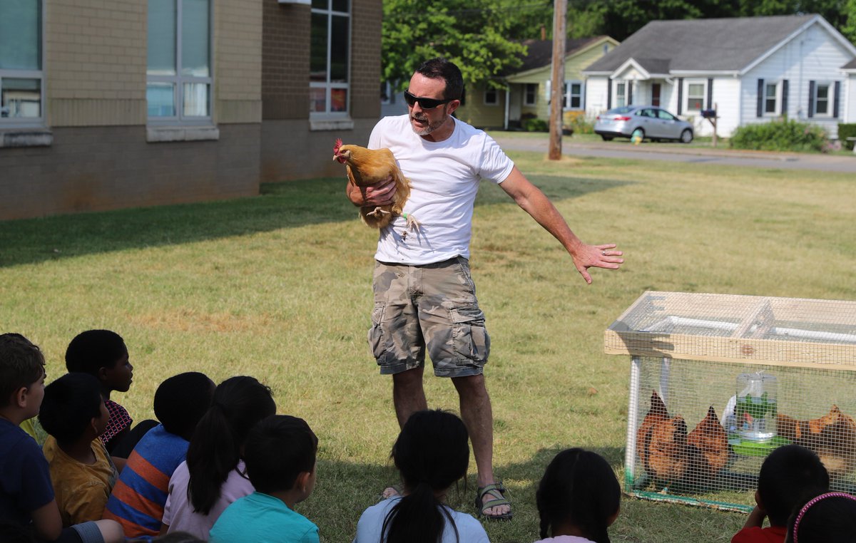 Visits with animal friends make summer learning fun <a href="/dishmanmcginnis/">@dishmanmcginnis</a>. On Friday morning, students were able to see and learn about chickens, a bearded dragon, a hedgehog, and a leopard tortoise.