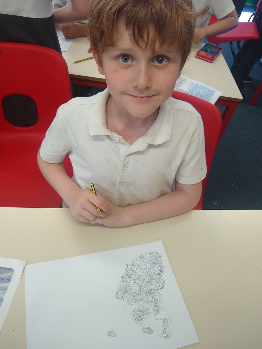 WelbeckPS's tweet photo. Y4/3M had a go at creating mindful patterns inspired by water. Just look at the detail in their drawings !! π²ππ§#ArtatWelbeck #Creativityat Welbeck @NST_for schools. https://t.co/0jPtwmcMIH