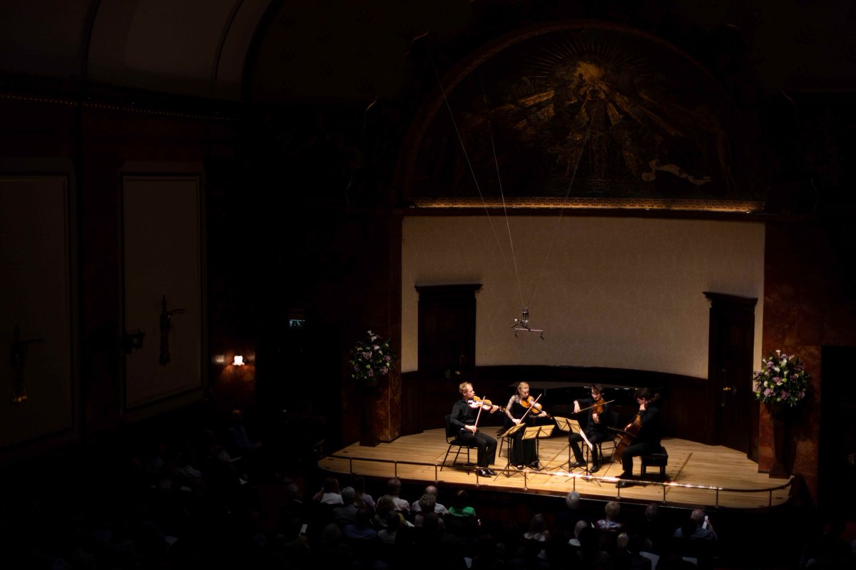ROSLARTS's tweet image. While the judges deliberated, our ensemble winners performed for the delighted crowd. @LumasWinds and the Fibonacci Quartet. #ROSLAMC