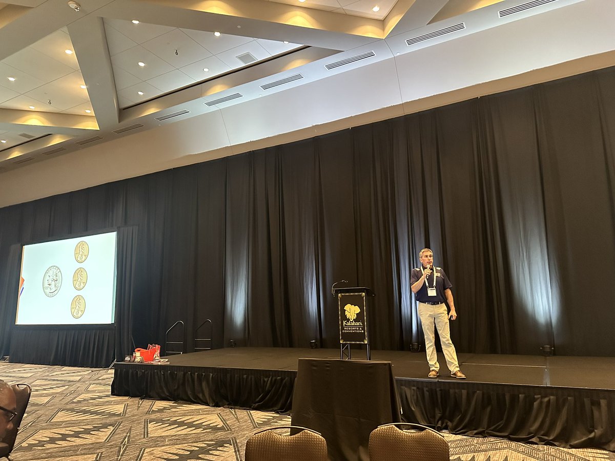 drgoffney's tweet image. Thank you @Buck_Bryant for encouraging #txedfest! You’re absolutely right - “The best human beings serve kids!” #inspiringleaders