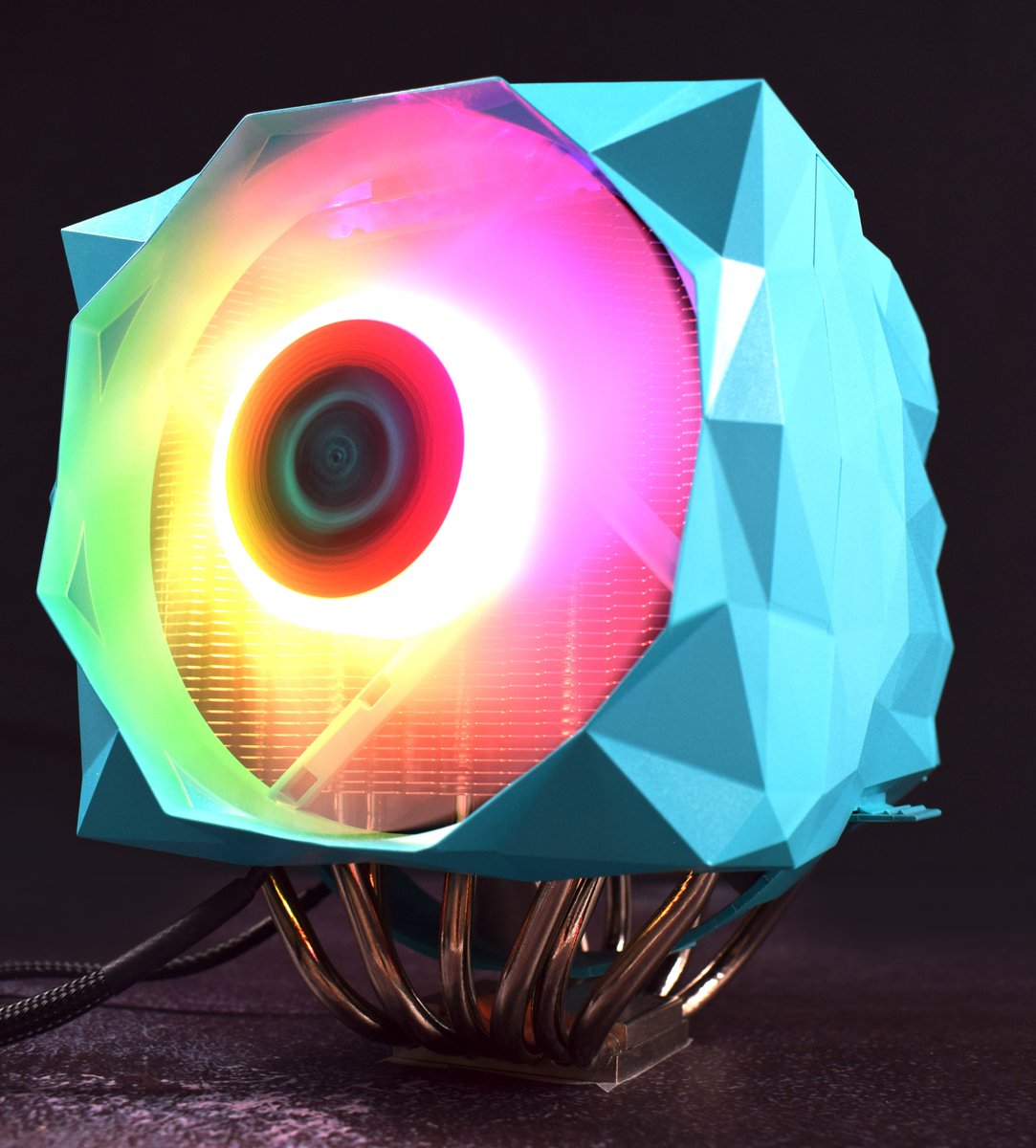 IcebergThermal's tweet photo. The IceSLEET X7 has an outer shell to protect your cooler and provide a unique look! It runs at 96 CFM, 38 dBA and up to 1850 RPM. #icebergthermal #pc #gaming #coolesttech https://t.co/S2nRB90Tse