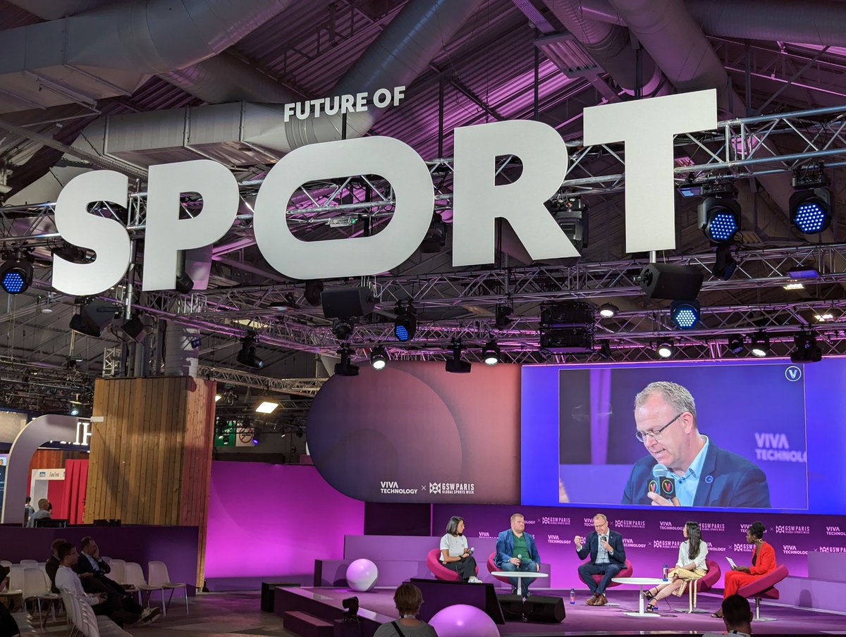 startupvillage's tweet photo. gros focus sur le futur du sport dans cette édition 2023 de #VivaTech, comme ces balades virtuelles en parapente ou comment jouer en faisant des efforts physiques avec #pleyo #GSWParis #FutureOfSport https://t.co/joXl9zn3st