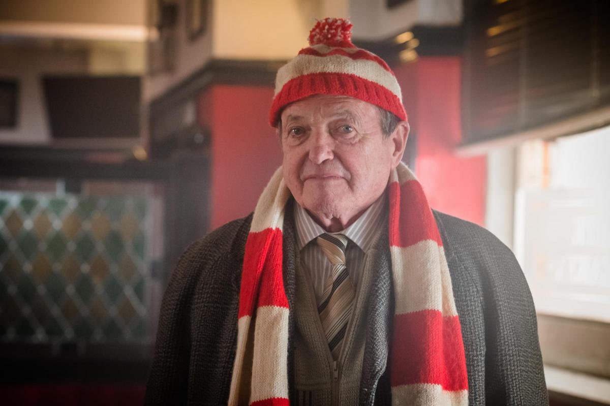 #HappyBirthday to the legend that is #JamesBolam.  Here he is in his beloved #safc colours, in the Colliery Tavern, c2016