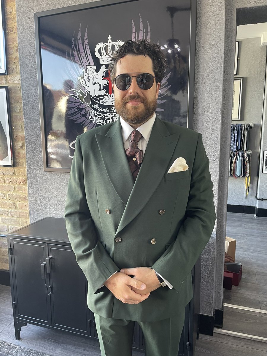 Sartoria_David's tweet photo. Happy client Ronnie in his Sartoria handmade bespoke suit at this afternoon’s final fitting in time for his Sicillian wedding. By appointment only: https://t.co/zJd6Grua5A #bespoketailoring #handmadesuits #madetomeasuresuits #bespokesuits #weddings #occasions #madeinitaly https://t.co/K30mnz5AFk
