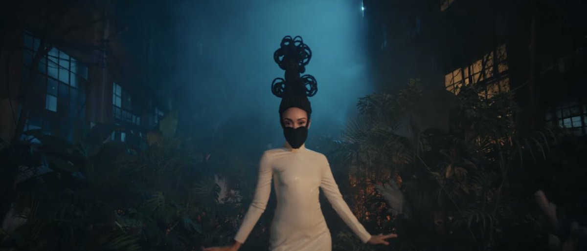 PopCrave's tweet photo. Leigh-Anne has released the music video for her debut solo single, “Don’t Say Love.”

Watch: https://t.co/wts7KKtUJz https://t.co/xjcCUzXMqS