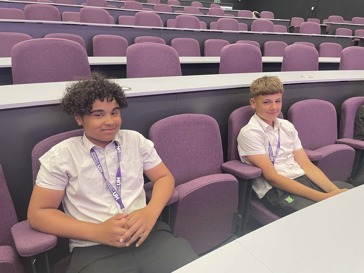 Year 10 had an exciting day at the University of Hertfordshire learning all about university life. Thanks to <a href="/UHWidenAccess/">We are Widening Access.</a> for having us! <a href="/StanboroughS/">Stanborough School</a>