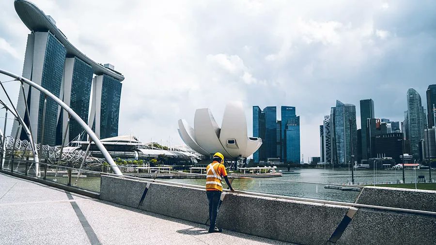 LitigationEdge's tweet photo. A Guide to Singapore's Labor Law https://t.co/EeSu3nxngk https://t.co/C53PhfX8xK