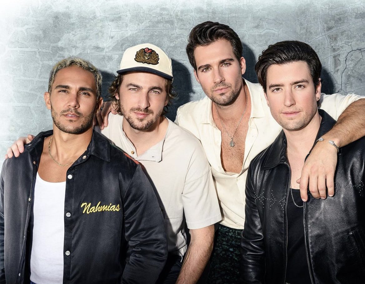 addiekindofguy's tweet photo. How I met them // and I’m still here @bigtimerush https://t.co/n5P3KLPjvK