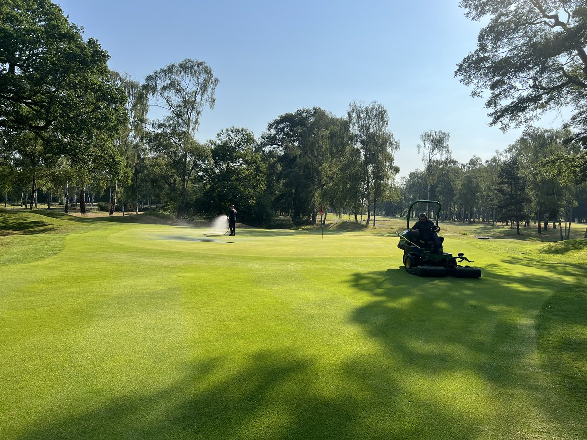 Some great work being carried out by a fantastic group of lads preparing both courses in sweltering heat for Captains week #proud #golf #greenkeeping