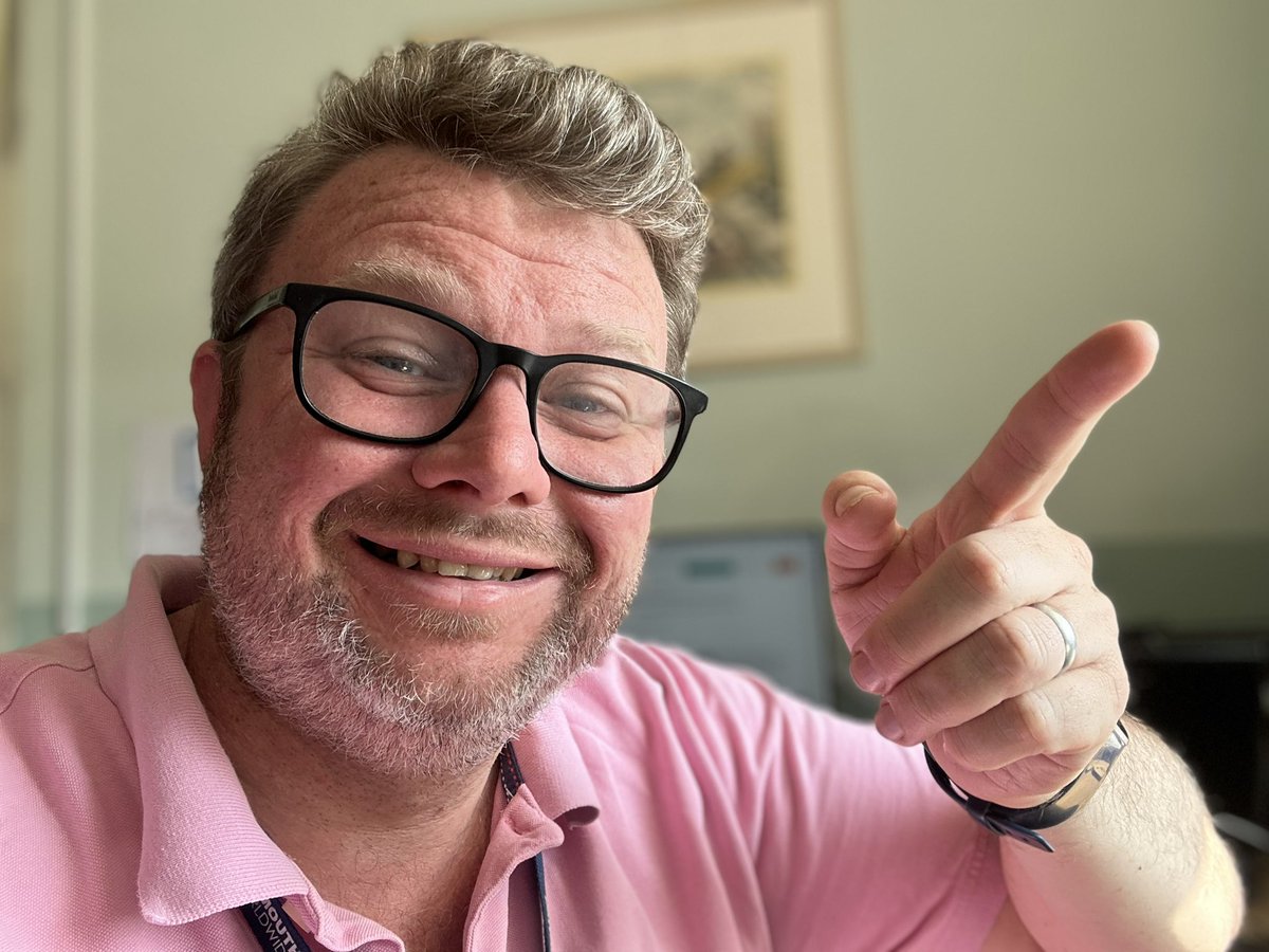 DominicJonesUK's tweet image. I know I couldn’t make it in person but have to say the virtual @Aimuseums #AIMConference2023 was incredible! If I was to borrow a quote from day 1 “independent museums are rockstars” thank you ⭐️ 💥 🎸 @bclmdirector @ljollerhead see you in person next year @BCLivingMuseum