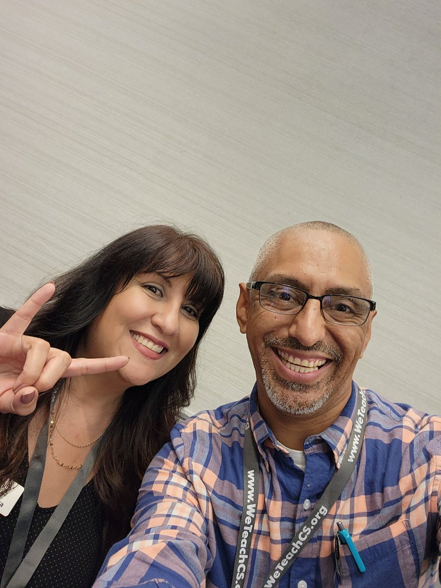 JoseLSilvaSmith's tweet photo. Great to see my amazing Computer Science friends and supporters @weteachcs Summit in Houston! Thank you! ❤️😊👍#TISDProud #WTCS2023 #weteachcs #UTeachCS https://t.co/Ftn2z325Sn
