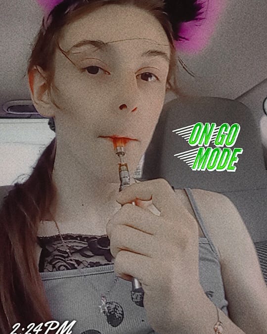 Poe_Eth420's tweet image. #Cat #ongomode #star #brunette #femboy #cutie #WeedLovers #sissy #SmileAgain #Petite #PetiTEEN