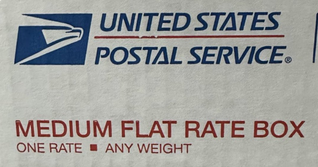 EliteCollect99's tweet photo. FREE CARDS!

Medium Priority Mail box full of mixed Sports base cards, mostly Hockey, Football and Baseball.

Follow, Like and Retweet 
to enter into the giveaway. 

One Winner will be randomly chosen and announced this Saturday 6/17, 5 pm PDT https://t.co/geUajWckuy
