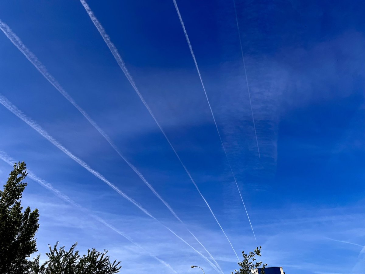 Pentagrama en el cielo de Pamplona.
