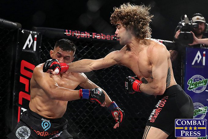 Jallott25's tweet image. Payton Talbott (5-0)  @PaytonTalbott 

100% finish rate.

Fighting 08/08/23 vs Junior Cortez (7-2) on DWCS.

Up and coming fighter thread: