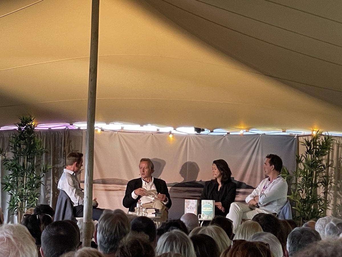 abigailruthf's tweet photo. Really enjoyed this discussion on #WhyHistoryMatters @dalkeybookfest - the annual healing and inspiring dose of ideas and imagination https://t.co/QCkKA8PXpN