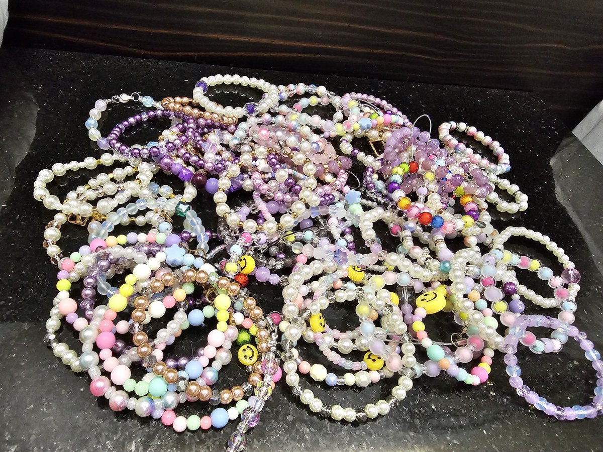 hanukwon's tweet photo. 》Give Away《 for D-Day _ Day2 💜
♡ 136 ea
♡ Date : 17.06.23
♡ Time : TBA

#SUGA_AgustD_TOUR #D_DAY_TOUR #SUGA_AgustD_TOURINSINGAPORE #D_DAY_TOUR_SINGAPORE https://t.co/gqV2HjwVPT