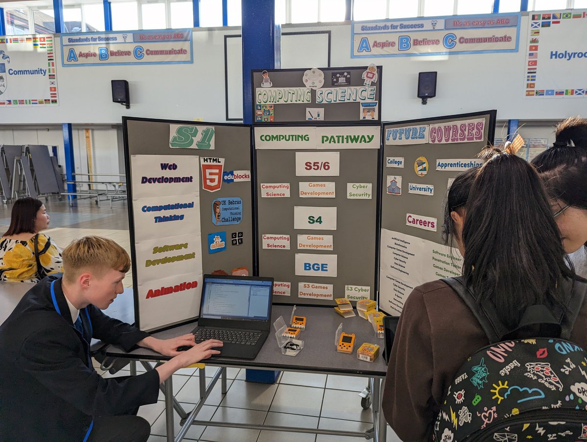 HolyroodComput's tweet image. Thanks to Shefali, Liam and Faris for demonstrating their programming and games development skills to parents and new S1's at the P7 information evening last night 👍
@HolyroodSec
#hocvince
#aspirebelievecommunicate
#ComputingScience
#CASScotland