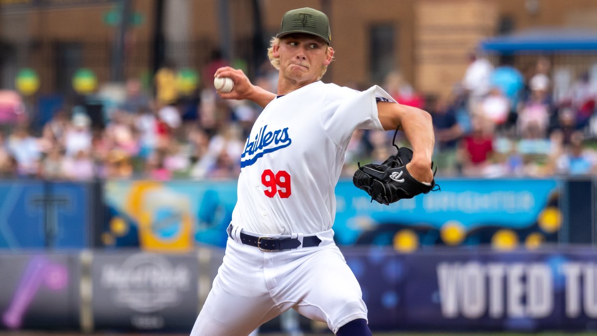 MLBPipeline's tweet photo. The @Dodgers are calling up their No. 13 prospect, Emmet Sheehan, for his MLB debut, per @juanctoribio.

More details: https://t.co/DhVjTKgNie https://t.co/7tPkxme3MR