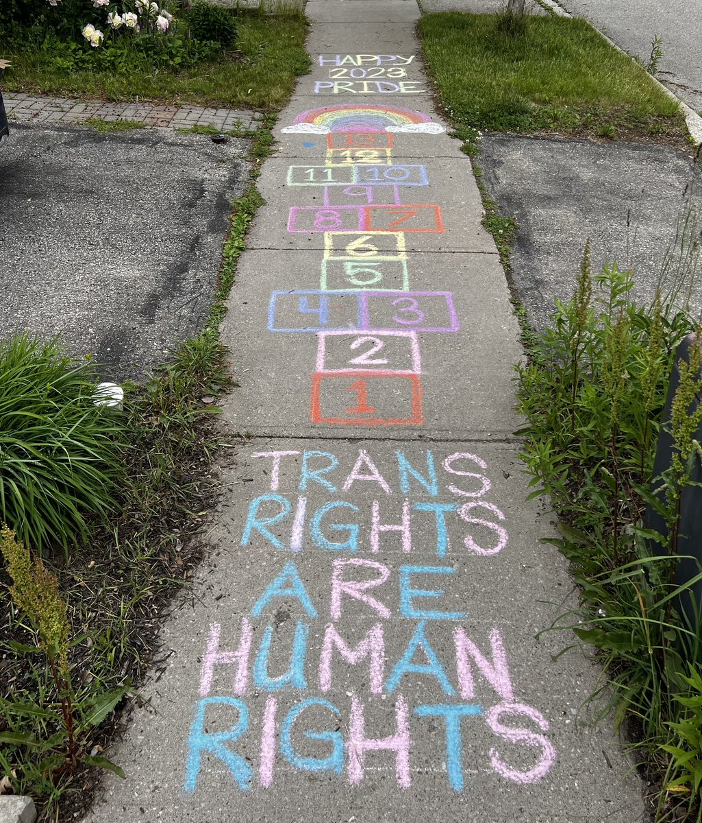 The much needed rain washed away my previous #Pride2023 message, so today was time for some new chalk!

Hopscotch for Pride! 🏳️‍🌈🏳️‍⚧️
#TransRightsAreHumanRights #onpoli