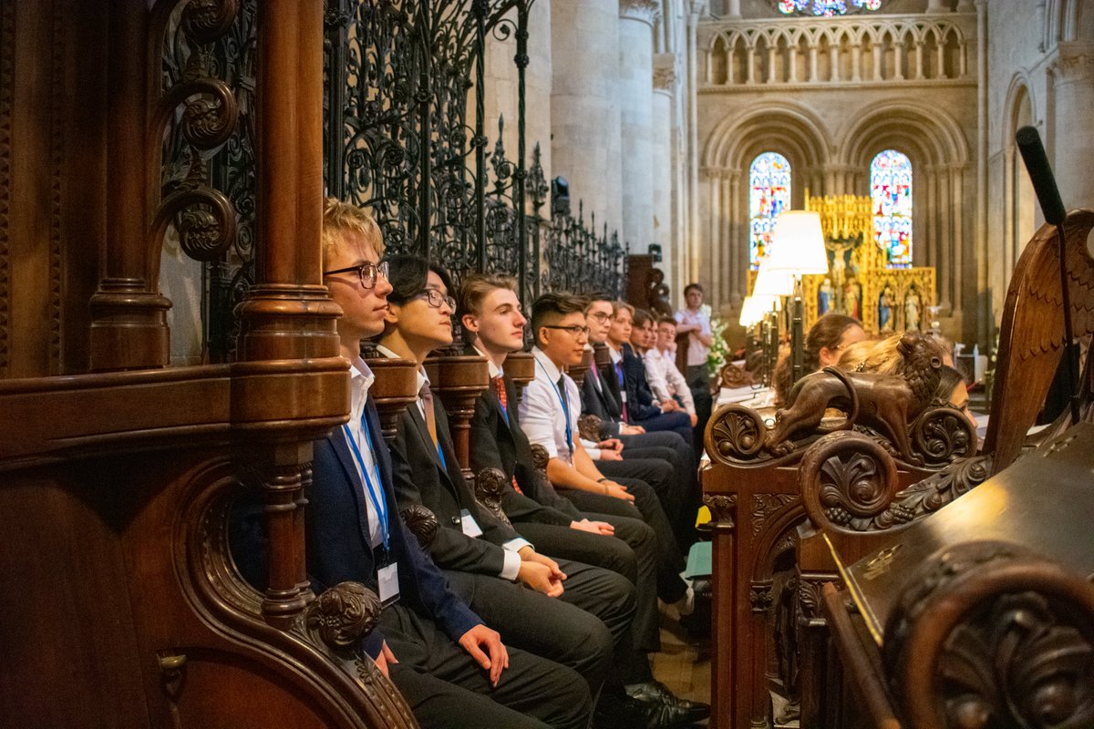 Calling all tenors and basses! We're excited to let you know that there are a handful of spots available on our courses this summer! We have places for lower voices in Eton, Oxford, and York. You'll joining a cohort of other talented singers, guided by experienced teachers...