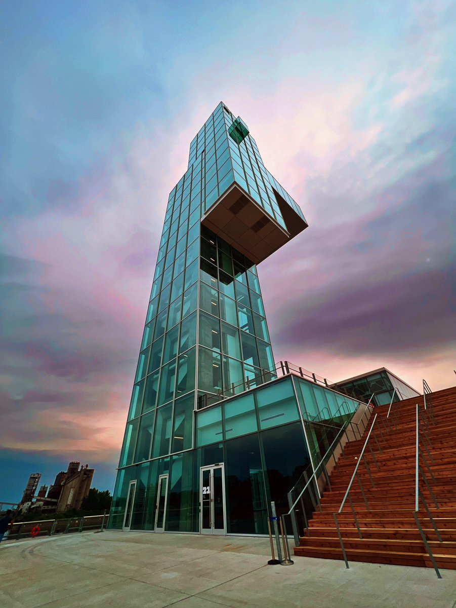 DucCNguyen's tweet photo. Port of Montreal Tower, 2023 by Provencher Roy
A new attraction with 65 meters high at the Old Port!
#ArchMTL #HeritageMTL #insiderMTL #MTLMoments #ExpOldMtl #vieuxmontreal #oldmontreal #gensduvieux #PortMTL #TourdobservationduportdeMontreal #PortofMontrealTower #ProvencherRoy https://t.co/paT1hprDcW