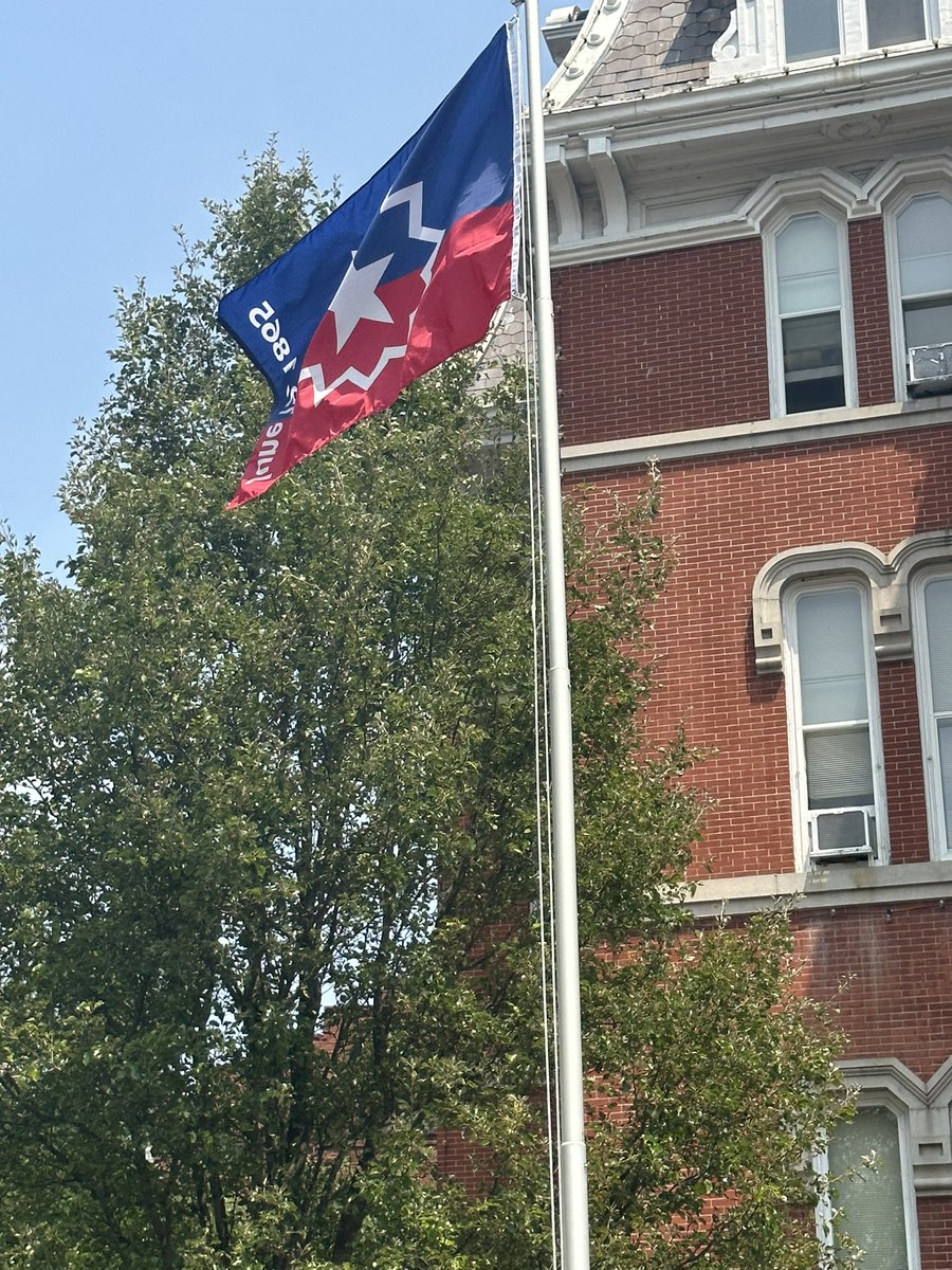 duso_s's tweet photo. Beautiful Juneteenth ceremony! Did you know Norwich is the first City in CT to officially recognize and celebrate this monumental achievement? @CTNorwich @norwichps https://t.co/oLW0hw3sHC