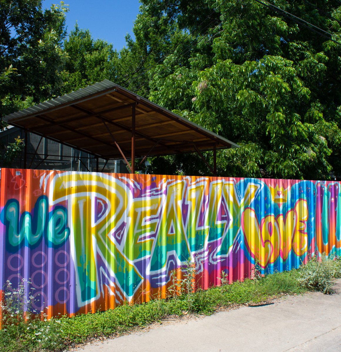 We REALLY love you.

#austinmurals #dewi #aliens <a href="/HopeOutdoor/">HOPE Outdoor Gallery</a>