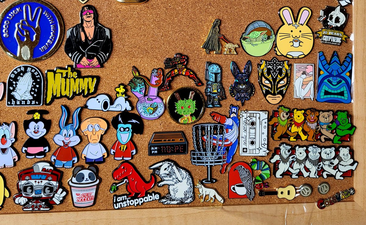 GeezLouis1971's tweet photo. Does anyone here collect pins??

I am getting rid of these as well. Shoot me some offers!!

As always, Retweets are very much appreciated!
#FunkoFamily #FunkoMeansFamily #MyFunkoCaterer #PutAPinInIt https://t.co/LtbKZkmF36