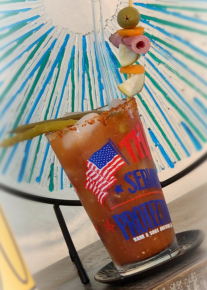 DRE_Go_Fish's tweet photo. #notatwork #Bloodymary 🍅🌶
#blueheron #TheVillages https://t.co/caZSIMpGXy