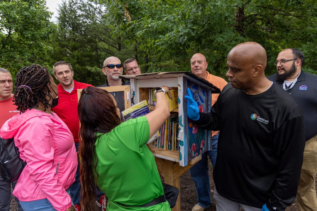 CVIOG_UGA's tweet photo. Members of our @GwinnettGov EXCEL #ManagementDevelopmentProgram also elected to ensure that all 64 book exchange boxes maintained by Gwinnett County will be stocked with books for future use as well. Learn more about our leadership program: https://t.co/JBXoiAFWJe https://t.co/2wj9Q9d3kE