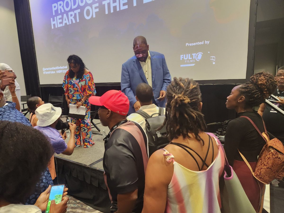 FultonFilmsGA's tweet photo. 🌴in Miami @FultonComm5 @MarvinArrington Jr explains to a captivated audience @ABFF
why creatives should create in the Heart of the Peach 🍑& how this industry benefits taxpayers. Follow @FultonFilmsGa.
🎥🎬
@Fultoninfo
@FutonArts
#ABFF2023
#FilmedInFulton
#CoolPeopleHotContent https://t.co/D4cck86VhC